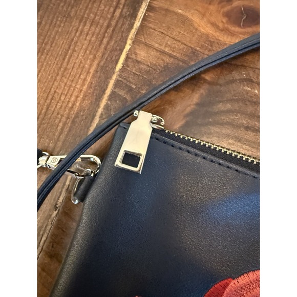 Embroidered Crossbody Purse Bright Floral Design with Adjustable Strap Zipper - Picture 4 of 8